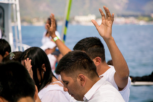 044 The Well - Atitlán 2017 por Fabriccio Díaz