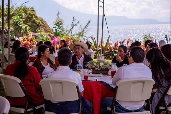 058 The Well - Atitlán 2017 por Fabriccio Díaz