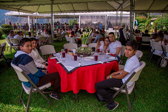 061 The Well - Atitlán 2017 por Fabriccio Díaz