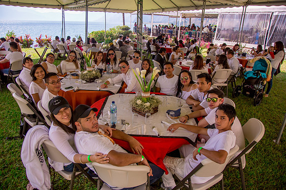 063 The Well - Atitlán 2017 por Fabriccio Díaz