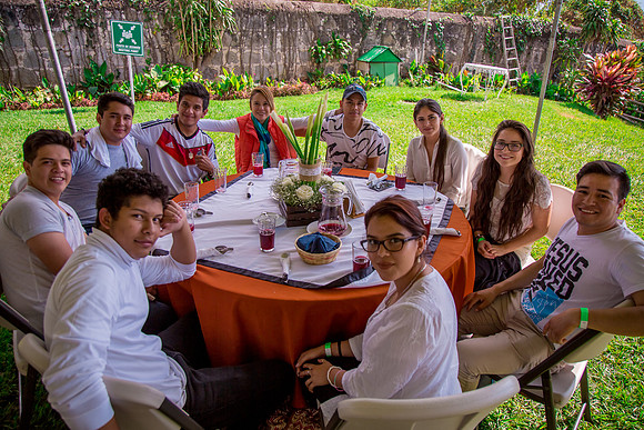071 The Well - Atitlán 2017 por Fabriccio Díaz