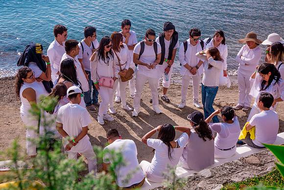 079 The Well - Atitlán 2017 por Fabriccio Díaz