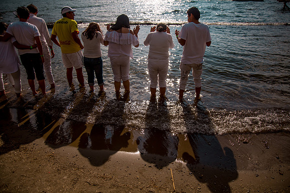 083 The Well - Atitlán 2017 por Fabriccio Díaz