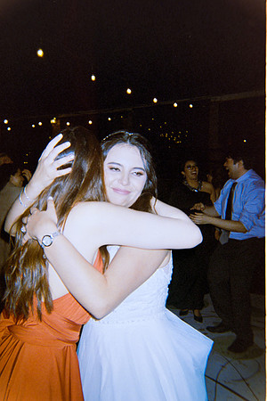 21 Rodrigo Flores - Fujifilm 400 por Arca Film Lab (Junio 2024) - Rollo 0100