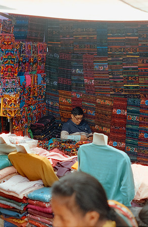 06 Ronald Ottoniel - Cinestill 400D por Arca Film Lab (Septiembre 2024) - Rollo 0325