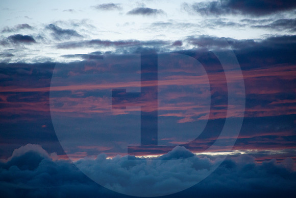 08 Primer amanecer de julio 2021 y Contigo por Fabriccio Díaz