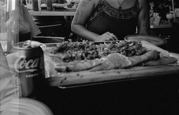 11 Adriana Ruano - Ilford HP5+ 400 por Arca Film Lab (Noviembre 2024) - Rollo 0488