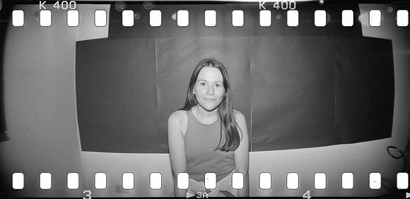 17 Mauricio Salguero - Kentmere Pan 400 por Arca Film Lab (Junio 2025) - Rollo 1125