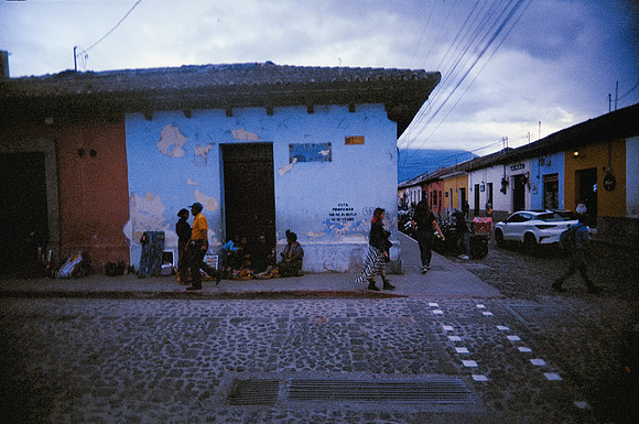 37 Rafael Ortíz - Fujifilm 400 por Arca Film Lab (Diciembre 2024) - Rollo 0521