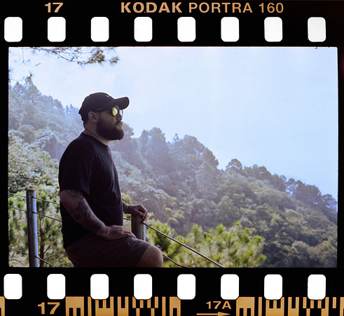 13 Erick Sandoval - Kodak Portra 160 por Arca Film Lab (Septiembre 2024) - Rollo 0352