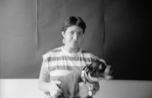 23 Mariana Cabrera - Kentmere Pan 400 por Arca Film Lab (Junio 2025) - Rollo 1124