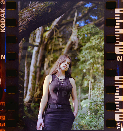02 Rollo 08 Avery - Kodak Gold 200 por ArcaFilmLab (Octubre 2023)