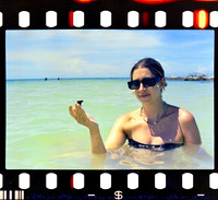 07 Yasemin Tocpan - Cyberpunk 640T por Arca Film Lab (Octubre 2024) - Rollo 0394