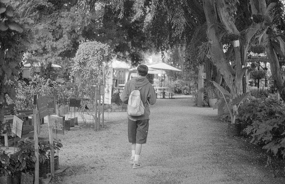 32 Iván Ortíz - Fortepan 100 por Arca Film Lab (Diciembre 2024) - Rollo 0527
