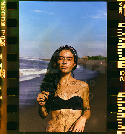 25 Rollo 06 Avery - Kodak Gold 200 Expirado por ArcaFilmLab (Octubre 2023)