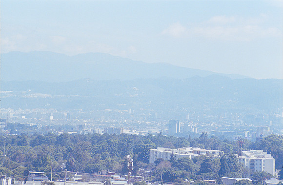 05 Ronald Ottoniel - Fujifilm Provia 100F por Arca Film Lab (Diciembre 2024) - Rollo 0535