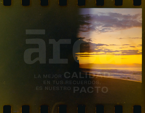 06 Rollo 07 Avery - Kodak Gold 200 por ArcaFilmLab (Octubre 2023)