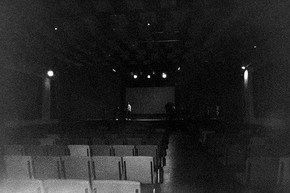 08 Andrea Osorio - Ilford HP5 Plus 400 por ArcaFilmLab (Octubre 2023)