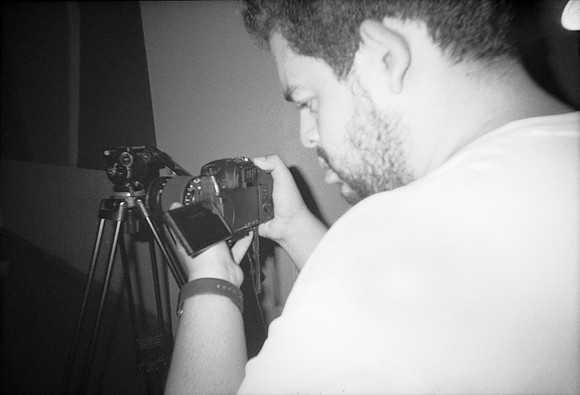 09 Andrea Osorio - Ilford HP5 Plus 400 por ArcaFilmLab (Octubre 2023)