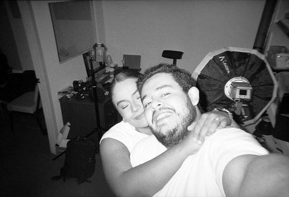 12 Andrea Osorio - Ilford HP5 Plus 400 por ArcaFilmLab (Octubre 2023)