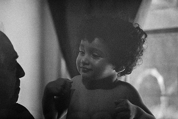 17 Carlos Castro - Ilford HP5+ 400 por Arca Film Lab (Septiembre 2024) - Rollo 0345