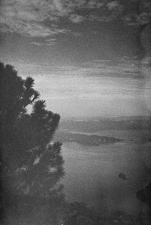 03 Carlos Castro - Ilford HP5+ 400 por Arca Film Lab (Septiembre 2024) - Rollo 0345