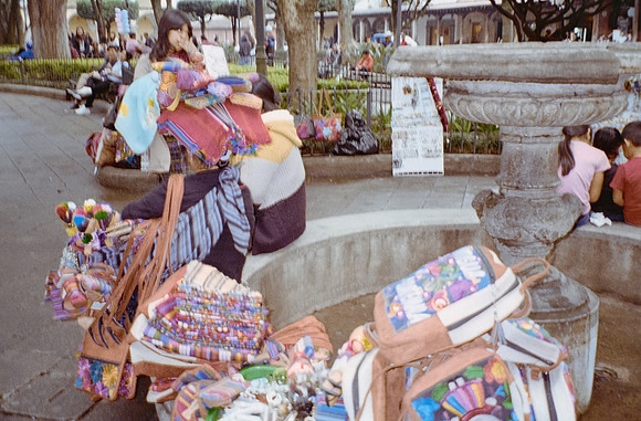 29 Mónica Alarcón - Kodak Gold 200 por Arca Film Lab (Enero 2025) - Rollo 0626