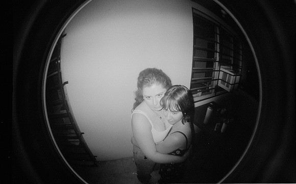 08 Natalia Mendoza - Kentmere Pan 400 por Arca Film Lab (Junio 2025) - Rollo 1126