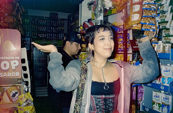 09 Erick Galindo - Cinestill 400D por Arca Film Lab (Mayo 2025) - Rollo 1090
