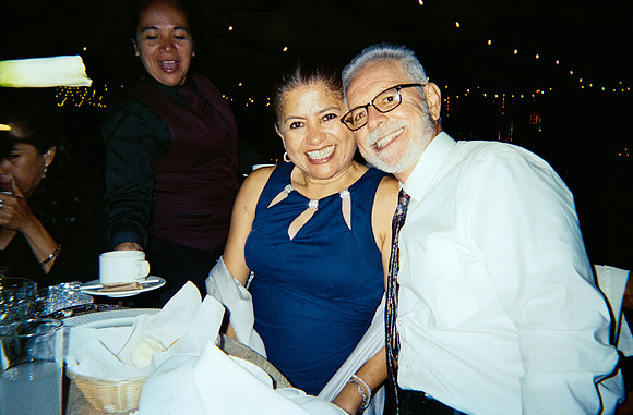11 Mariana Vargas - Fujifilm 400 por Arca Film Lab (Mayo 2025) - Rollo 1062
