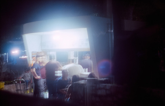 24 Elliot Morales - Cinestill 400D por Arca Film Lab (Mayo 2025) - Rollo 1049