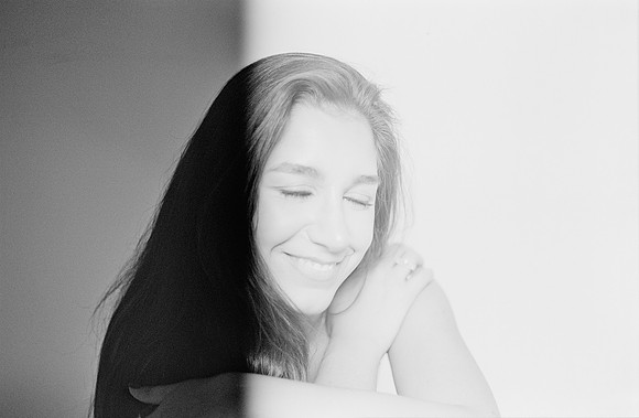 15 Javier Anleu - Ilford XP2 400 por Arca Film Lab (Mayo 2025) - Rollo 1032