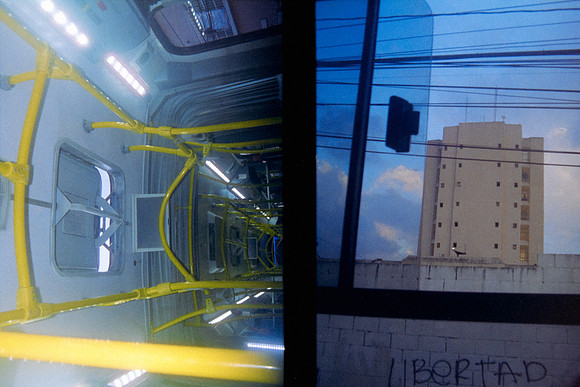 07 Takumii - Cinestill 800T por Arca Film Lab