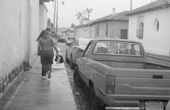 19 Iván Ortíz - Fortepan 100 por Arca Film Lab (Diciembre 2024) - Rollo 0527