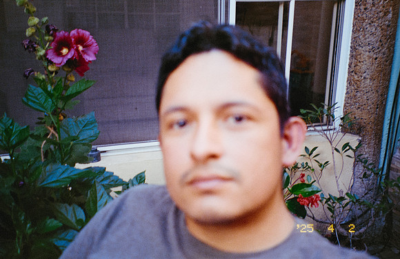33 Carlos Castro - Kodak Ultramax 400 por Arca Film Lab (Mayo 2025) - Rollo 1005