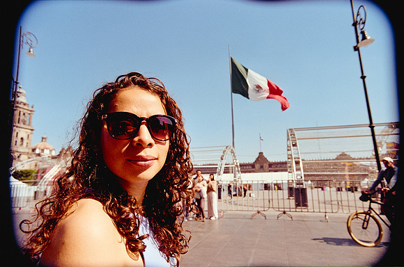 05 Elliot Morales - Kodak Gold 200 por Arca Film Lab (Diciembre 2024) - Rollo 0555