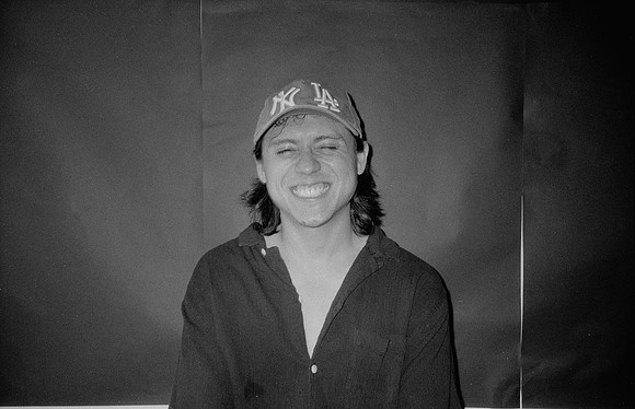 36 Mariana Cabrera - Kentmere Pan 400 por Arca Film Lab (Junio 2025) - Rollo 1124