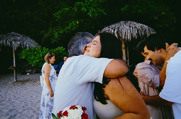 05 Pablo Godoy - Fujifilm 400 - José Papá & Mamá por Arca Film Lab (Febrero 2025) - Rollo 0879