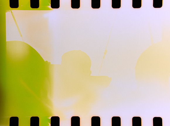 01 Jimmy Morán - Fuji C200 por Arca Film Lab (Enero 2024)