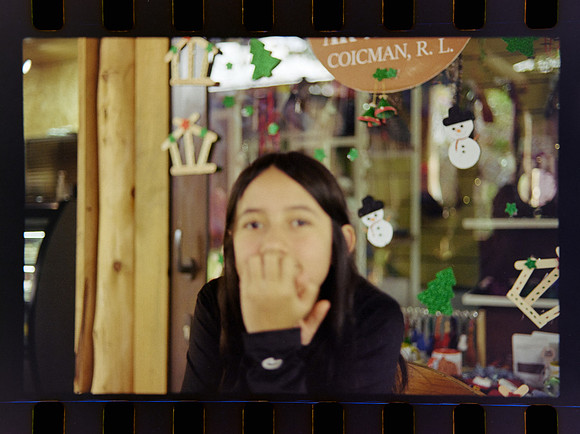 17 Jimmy Morán - Fuji C200 por Arca Film Lab (Enero 2024)