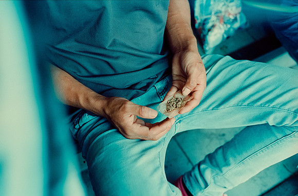 05 Elliot Morales - Cinestill 800T por Arca Film Lab (Mayo 2025) - Rollo 1001