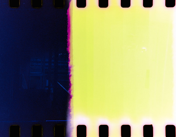 39 Jimmy Morán - Kodak Portra 400 Half Frame por Arca Film Lab (Enero 2024)