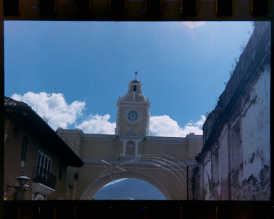22 Jimmy Morán - Kodak Portra 400 por Arca Film Lab (Enero 2024)