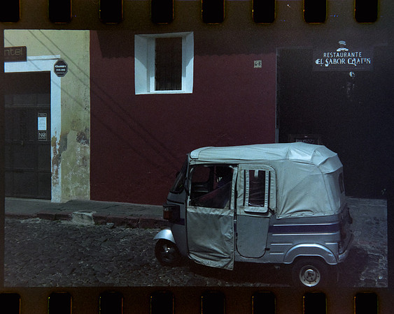 27 Jimmy Morán - Kodak Portra 400 por Arca Film Lab (Enero 2024)