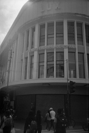 07 Iván Ortíz - Ilford HP5 Plus 400 por Arca Film Lab (Enero 2024) - Rollo 2
