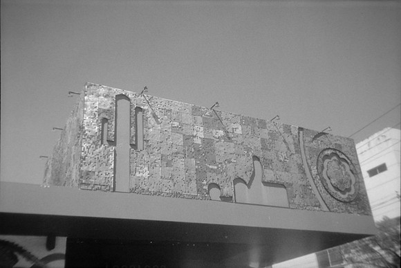 28 Iván Ortíz - Ilford HP5 Plus 400 por Arca Film Lab (Enero 2024) - Rollo 2