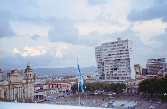 18 Mónica Alarcón - Kodak Gold 200 por Arca Film Lab (Enero 2025) - Rollo 0626