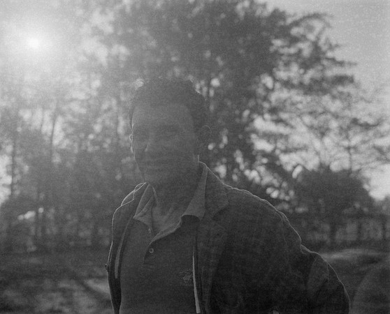 05 Fabriccio Díaz - Ilford HP5 400 Plus 120 por Arca Film Lab (Febrero 2024)