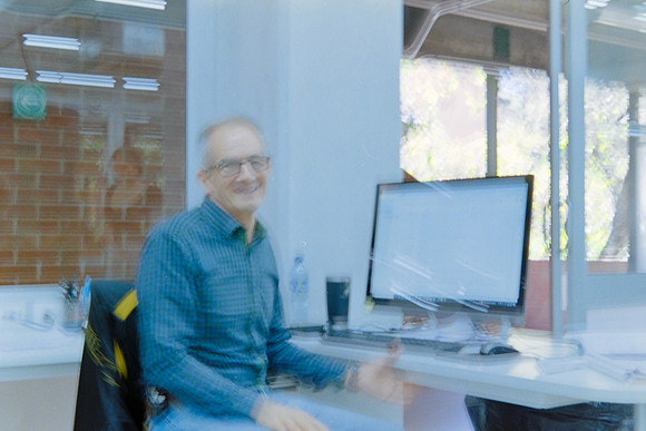 04 Esteban Ruiz - Fujifilm 400 por Arca Film Lab (Febrero 2024)