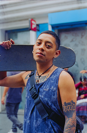 32 Elliot Morales - Cinestill 800T por Arca Film Lab (Abril 2025) - Rollo 0980
